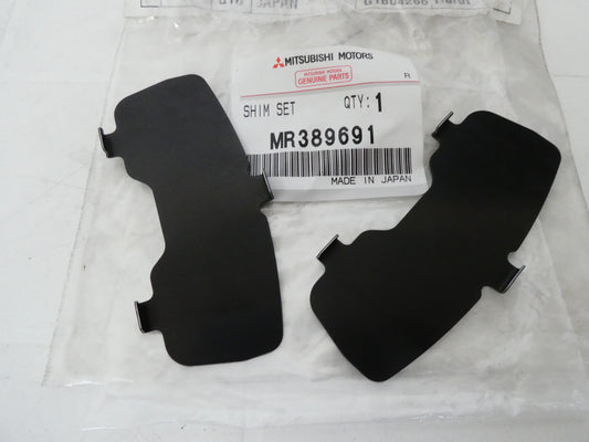 per auto mitsubishi mr389691 spessori distanziale pastiglie freno posteriore brake shim rear pad