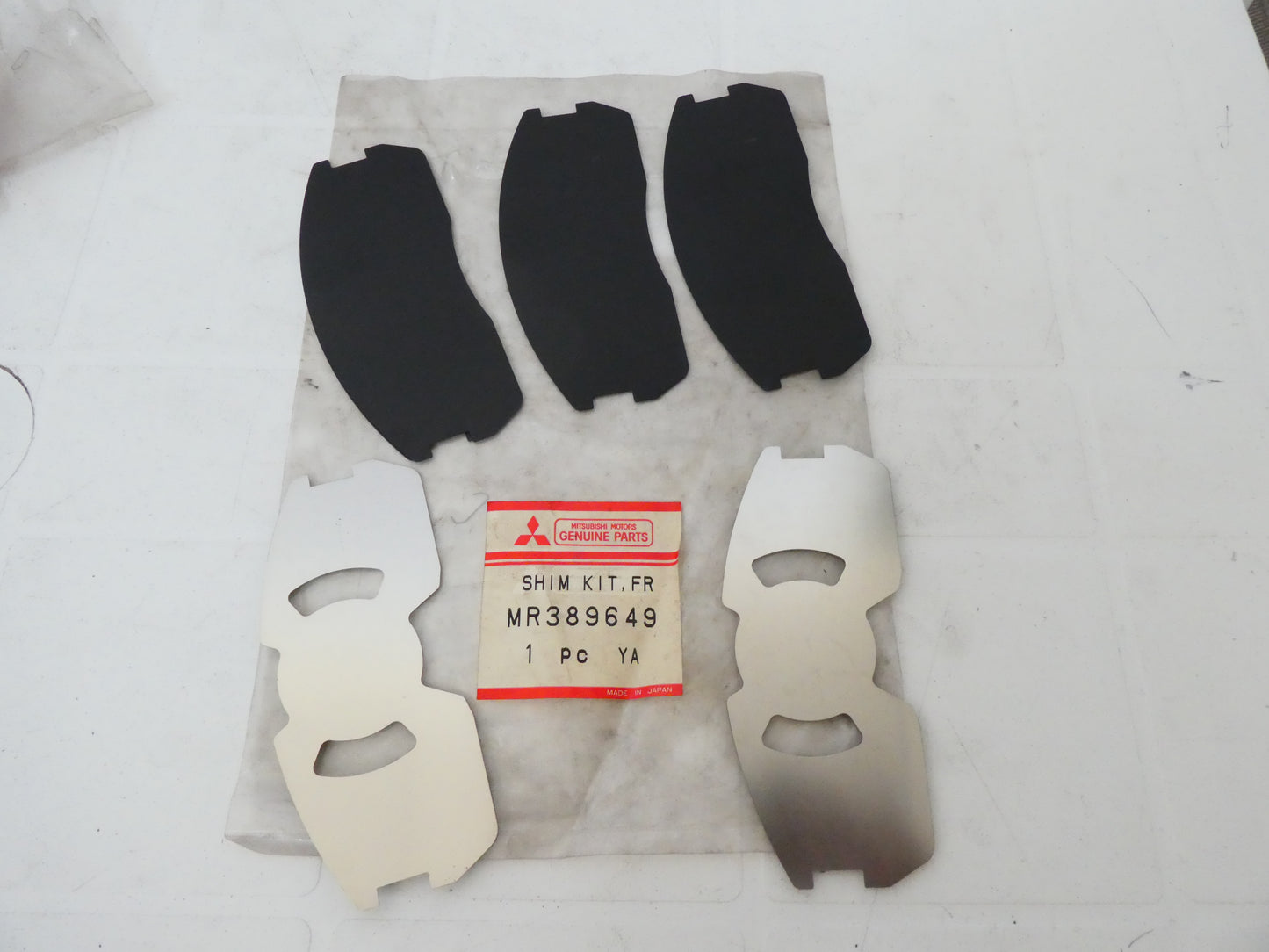 per auto mitsubishi shim front brake caliper pad spessore pastiglie freno anteriore mr389649