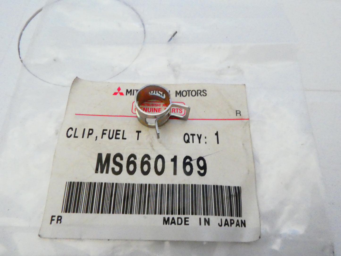 per auto mitsubishi clip tubo benzina hose tube clip fuel ms660169