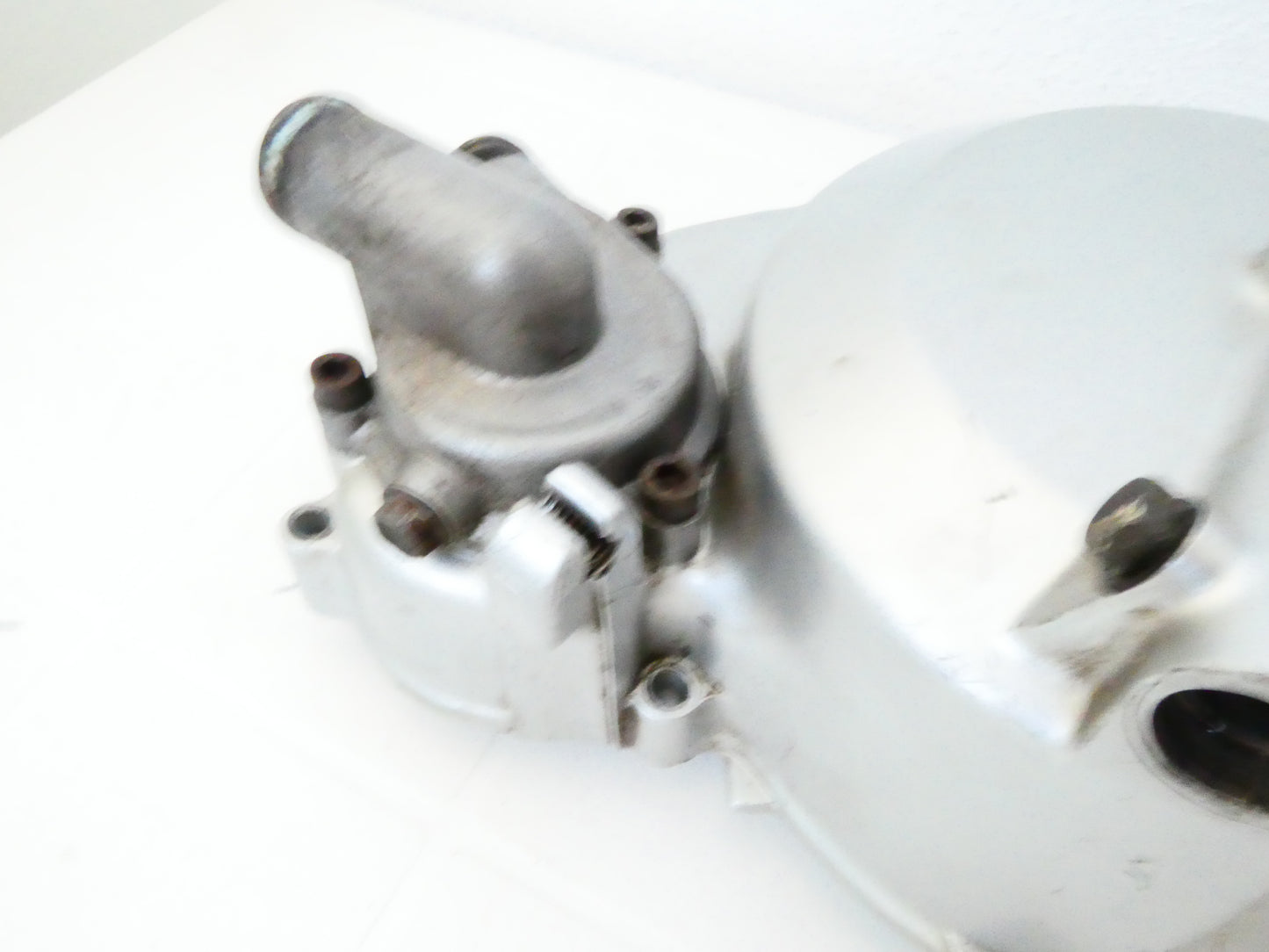 per suzuki rgv gamma 250 moto carter frizione pompa acqua water pump clutch cover  1134112C0100