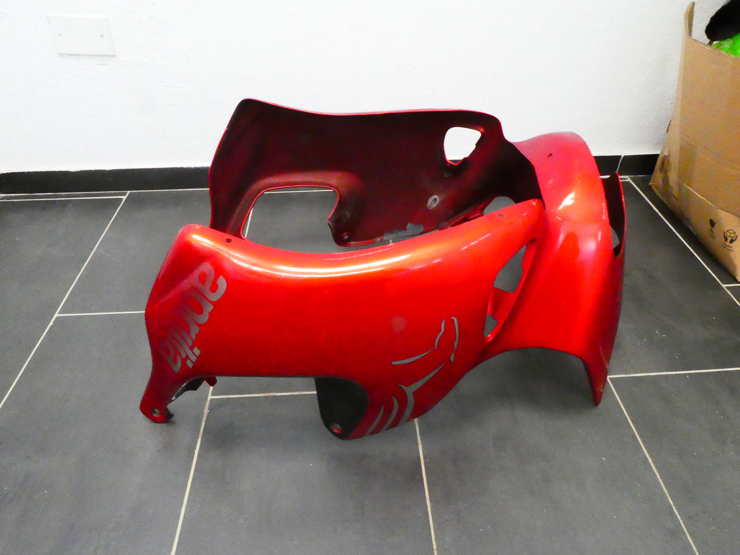Per Aprilia Pegaso 650 ie 2004 carena frontale cupolino rosso front fairing red 8168296