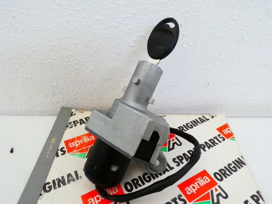 Per Aprilia Scarabeo 125 150 200 bloccasterzo blocchetto accensione scooter zadi 8124620