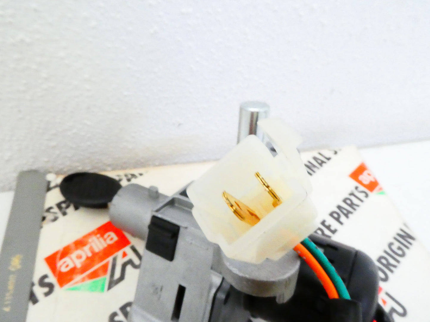 Per Aprilia Scarabeo 125 150 200 bloccasterzo blocchetto accensione scooter zadi 8124620