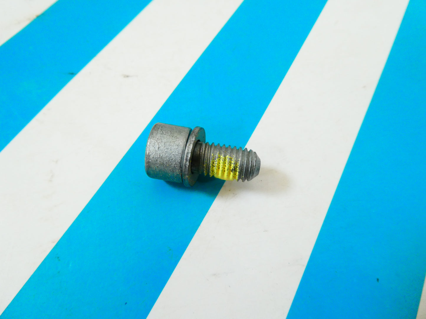 Per Peugeot o citroen screw torx clutch vite frizione disco 204108 car auto