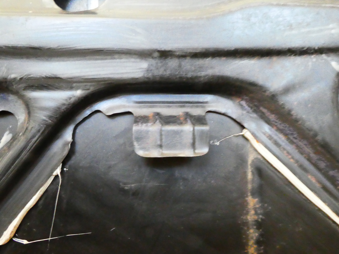 per vw volkswagen golf III 3 1991 1997  cofano motore car hood capot motorhaube haube embo 880230010