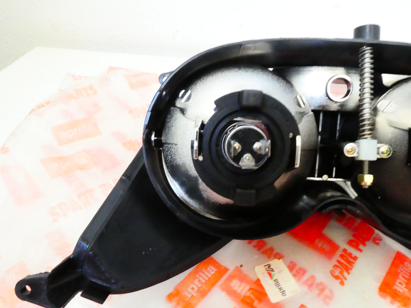 per aprilia leonardo 250 1999 2002 faro fanale anteriore scheinwerfer phare faros headlight 8124552