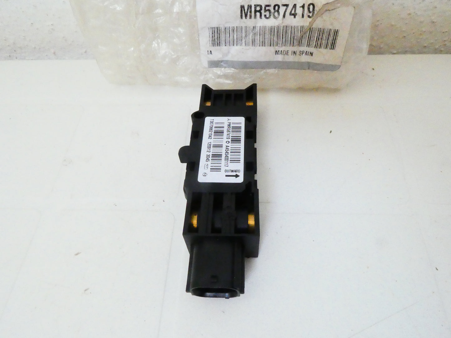 per auto mitsubishi colt sensore airbag laterale sinistro sensor airbag lateral side left  mr587419 pmr587419
