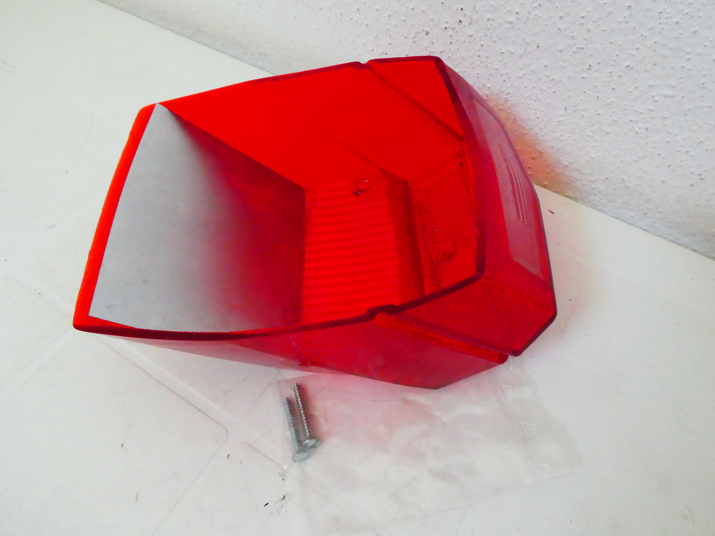 Per Piaggio Vespa primavera et3 125 gemma lente fanalino stop triom 220014 159431 lens tail light