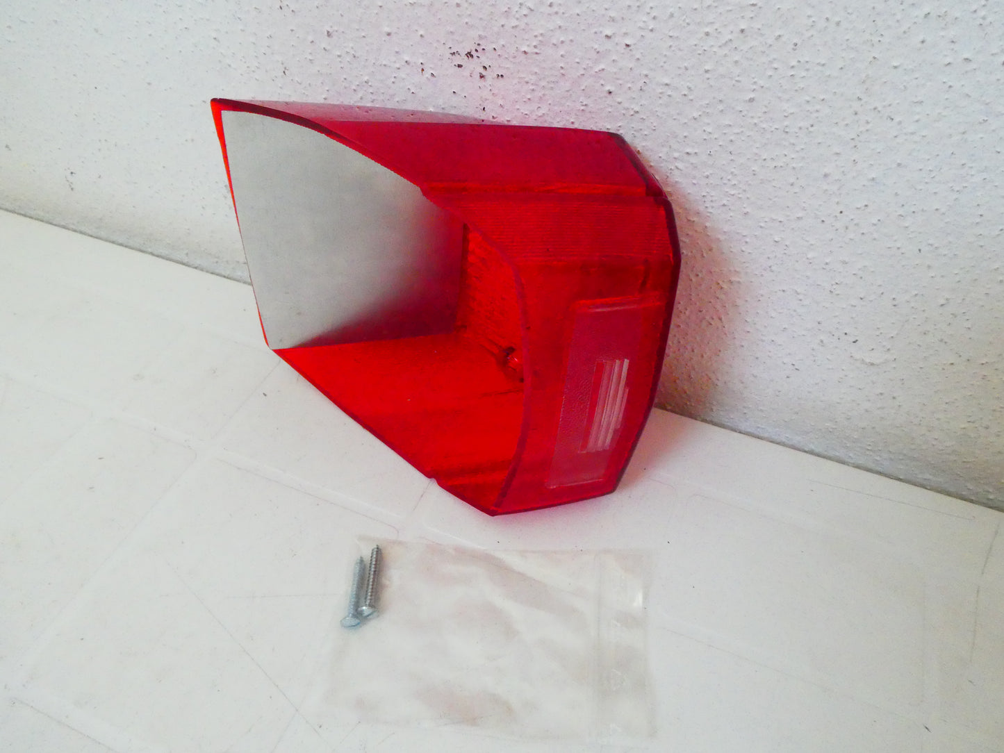 Per Piaggio Vespa primavera et3 125 gemma lente fanalino stop triom 220014 159431 lens tail light