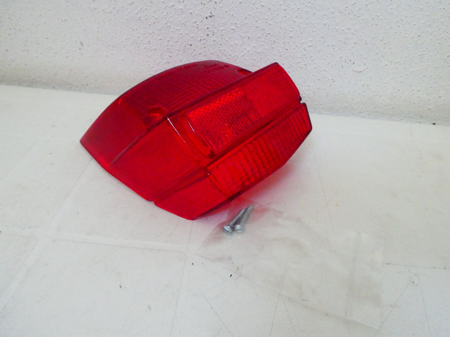 Per Piaggio Vespa primavera et3 125 gemma lente fanalino stop triom 220014 159431 lens tail light