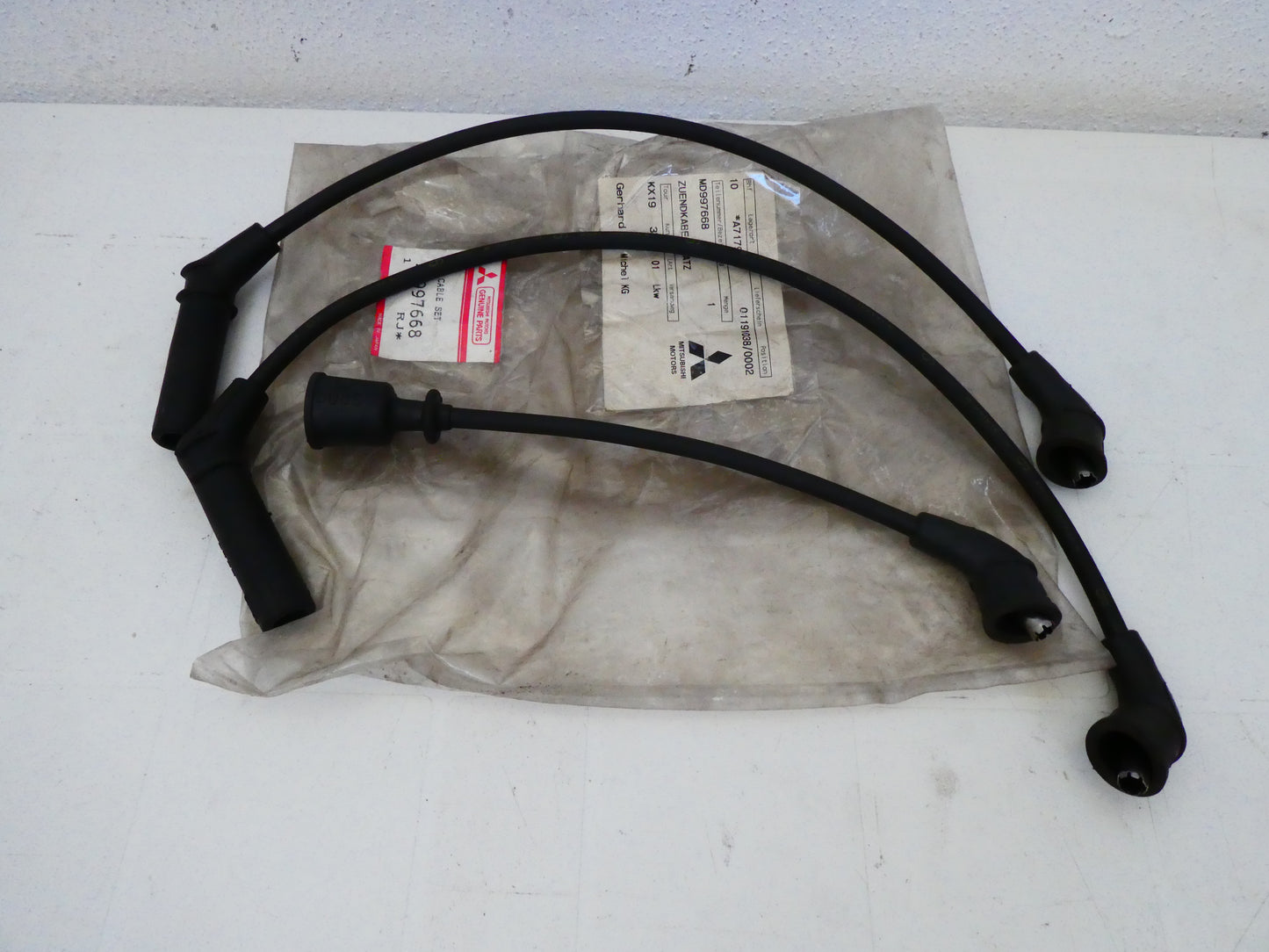 per auto mitsubishi diamante sigma f16a 1991 1996 kit cavi candela cable set md997668