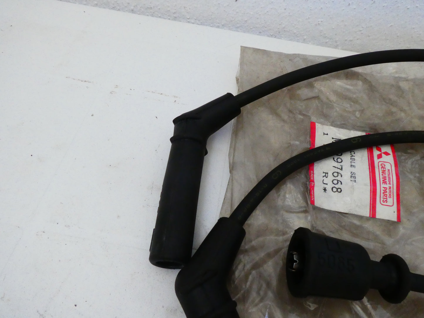 per auto mitsubishi diamante sigma f16a 1991 1996 kit cavi candela cable set md997668