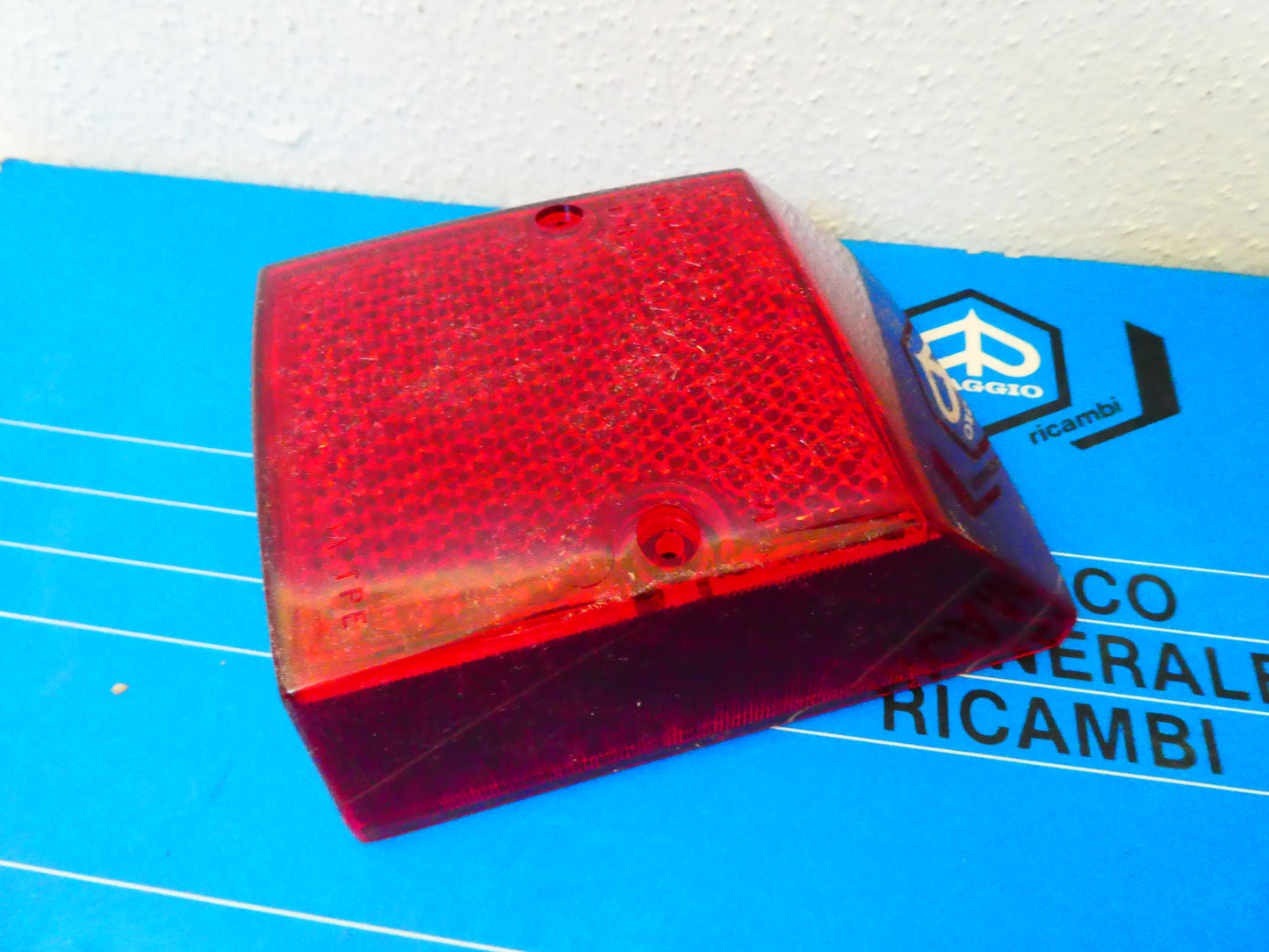 Per Piaggio vespa pk 50 S gemma lente per fanale posteriore per siem lens rear tail light 196919 (Copia)