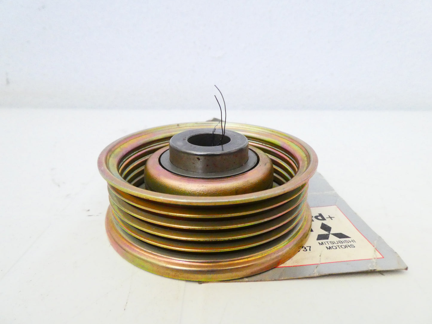 per mitsubishi colt cj4a 1995 2003 galoppino rullo pileggia cinghia pompa olio pulley pump oli md312403 (Copia)