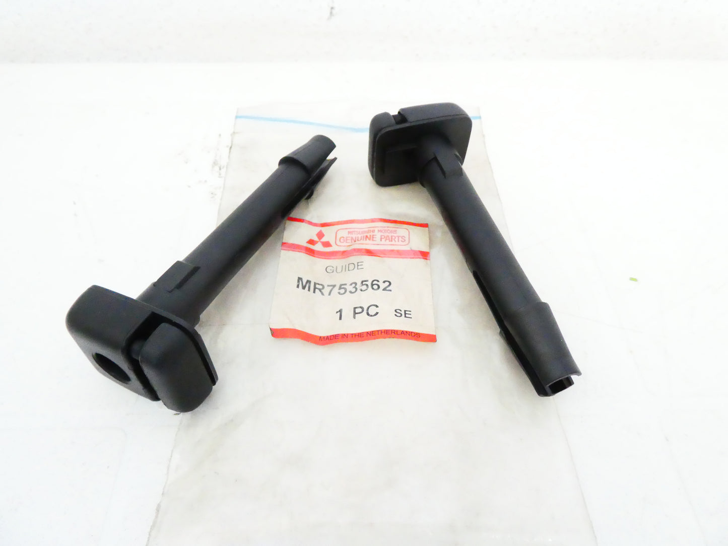 per auto mitsubishi carisma colt pajero pinin mirage guide sedile seat guide mr753562
