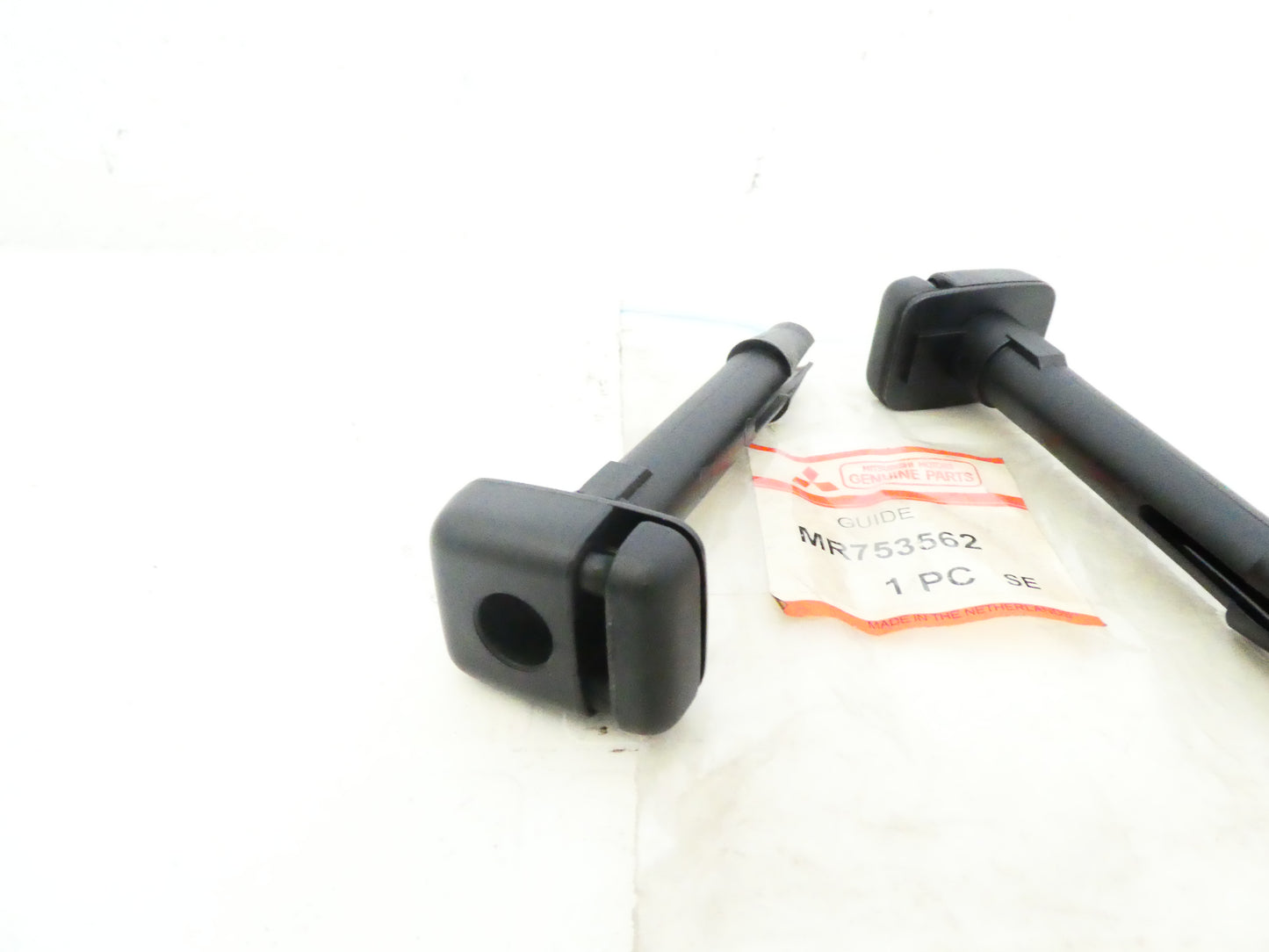 per auto mitsubishi carisma colt pajero pinin mirage guide sedile seat guide mr753562
