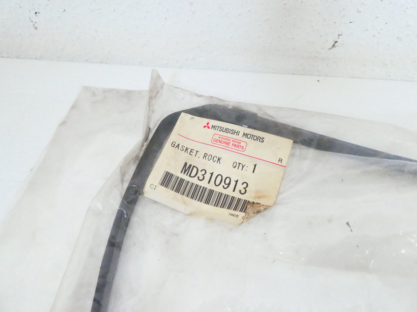 per mitsubishi eclipse 1991 2005 guarnizione coperchio punterie gasket rocker cover md310913