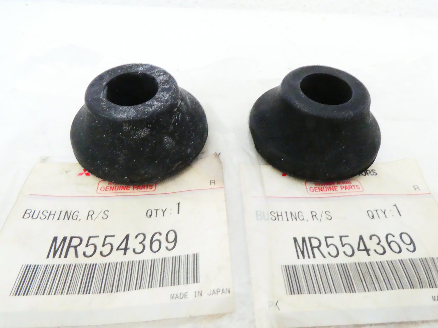 per mitsubishi lancer  2003 2008 coppia silent block ammortizzatore posteriore pair bushing rear sospension absorner mr554369