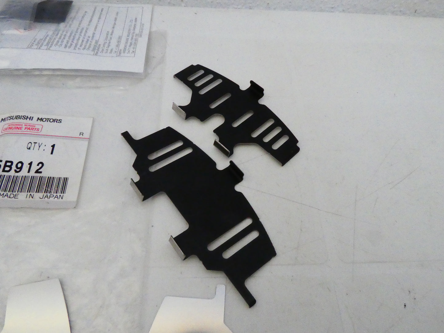 per auto mitsubishi delica d5 asx outlander piastrine spessori pastiglie freno posteriore shim rear brake pads 4605b912
