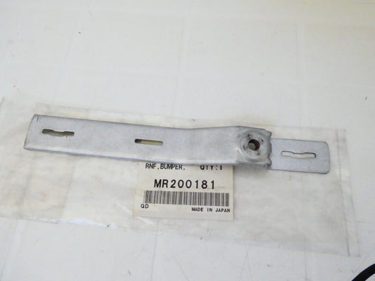 per mitsubishi colt lancer 95 03 piastra paraurtii posteriore superiore bracket rear upper bumper mr200181