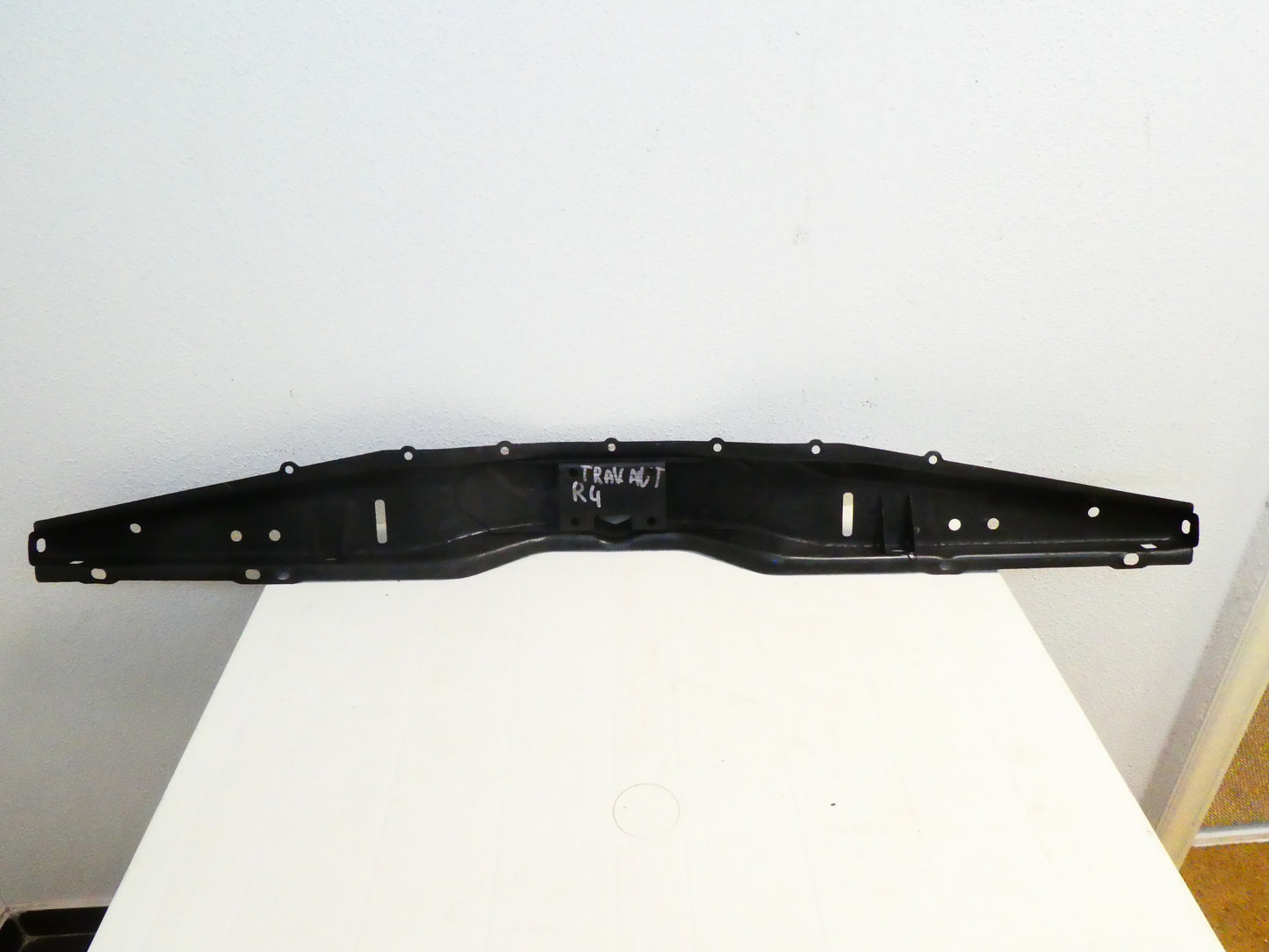 per auto renault r4 61 86 traversa anteriore con foro avviamento front panel hole