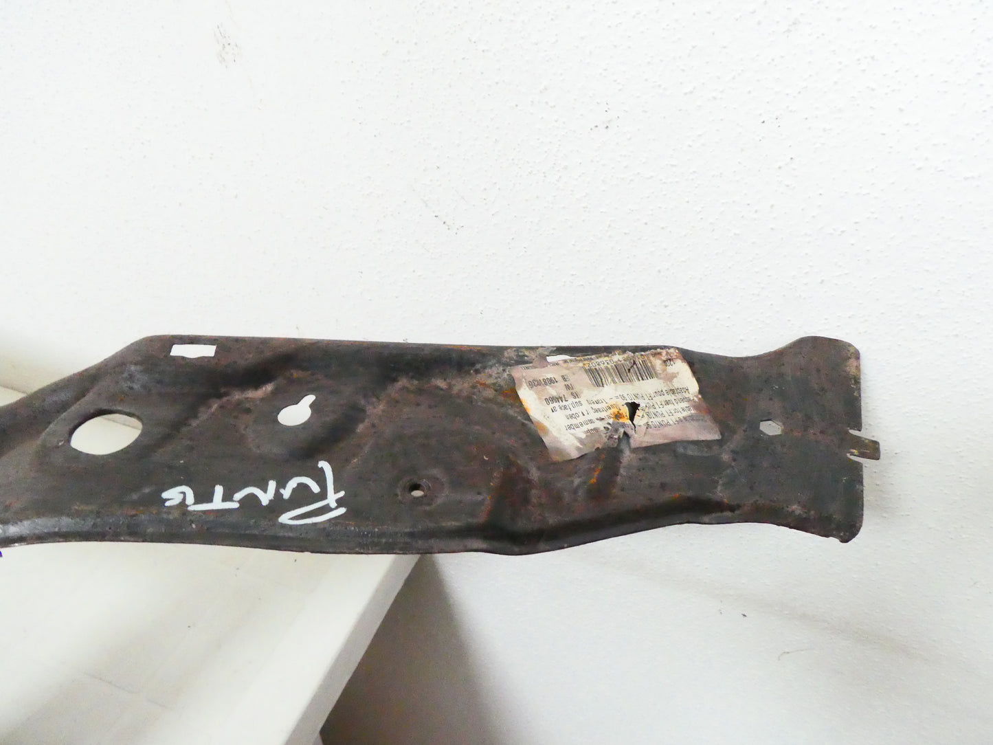 per Fiat punto 93 99 Lamiera lamierato traversa frontale carrozzeria auto anteriore battuta cofano