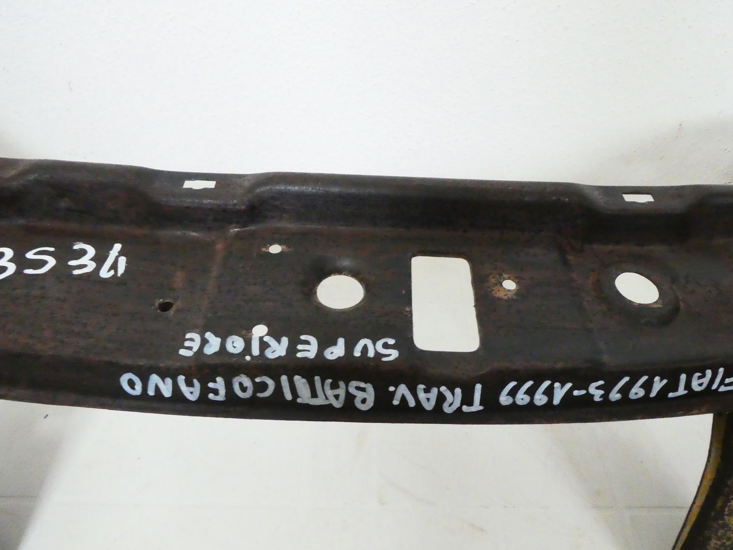 per Fiat punto 93 99 Lamiera lamierato traversa frontale carrozzeria auto anteriore battuta cofano