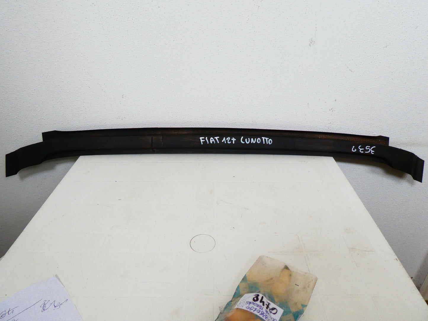 fiat 127 auto cornice lunotto lamiera lamierato posteriore bordo vetro carrozzeria car
