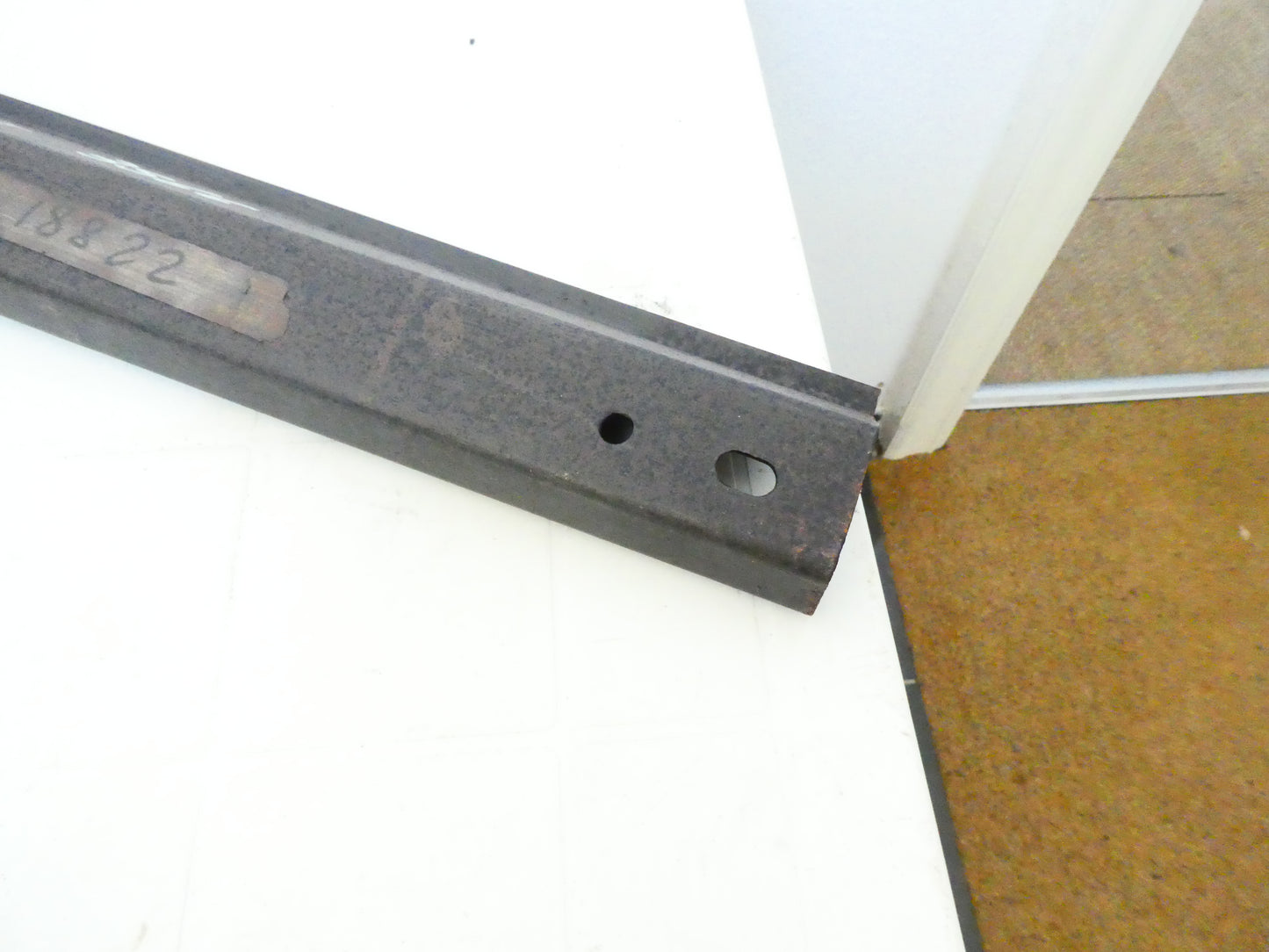 per auto fiat 132 2000 barra traversa fissaggio paraurti anteriore front bumper panel unicar