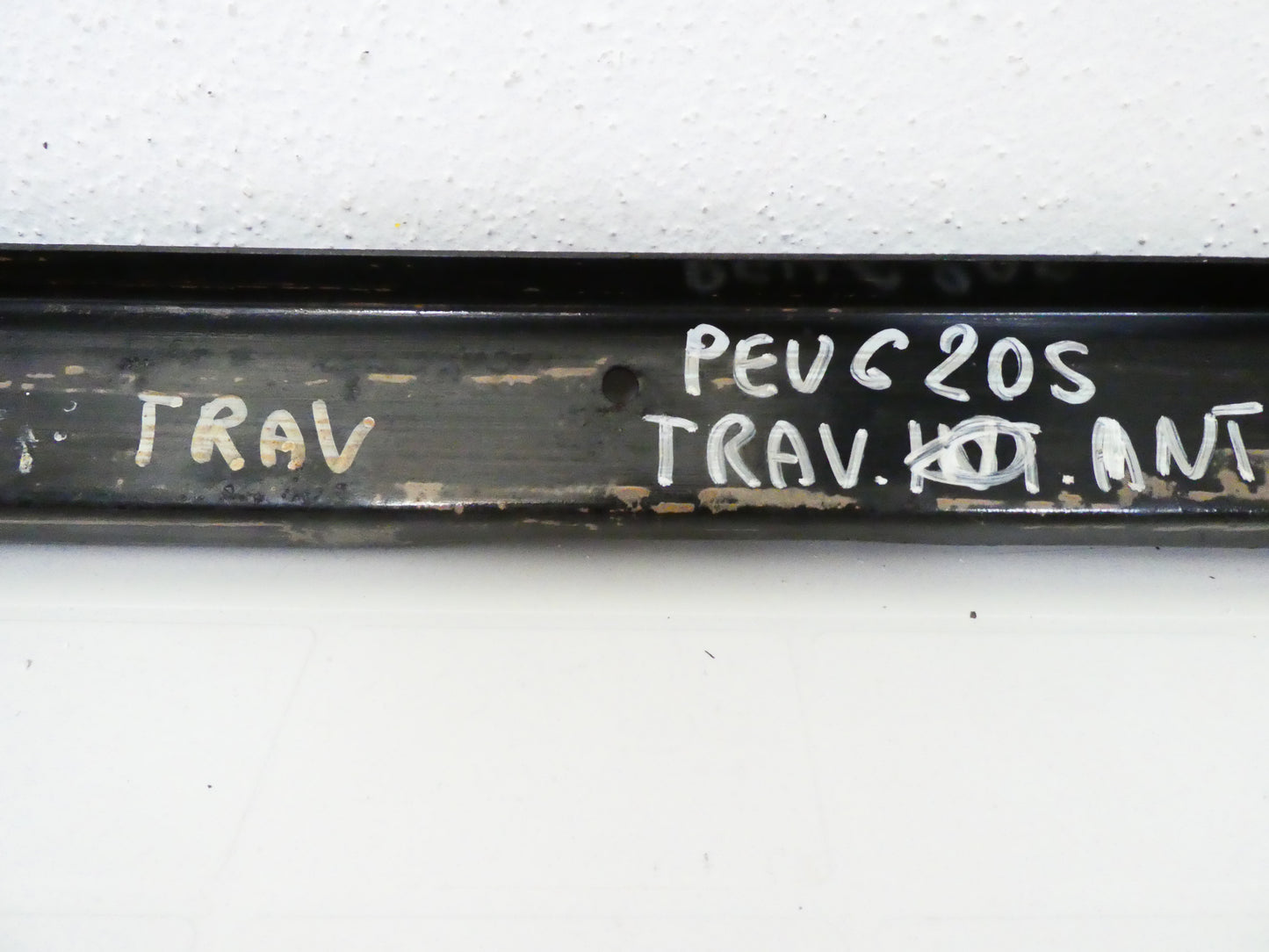 per auto peugeot 205 traversa anteriore inferiore panel front inferior body panel  rhibo 720951