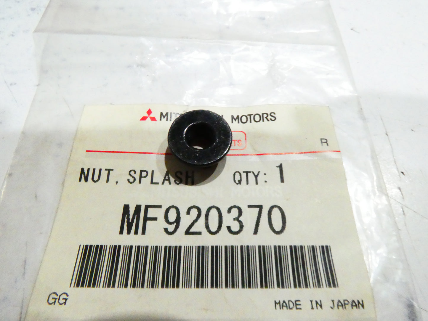 per auto mitsubishi dado paraspruzzi nut splash mf920370