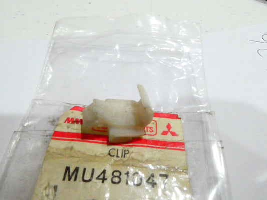 per auto mitsubishi clip fermo sportello door clip mu481047