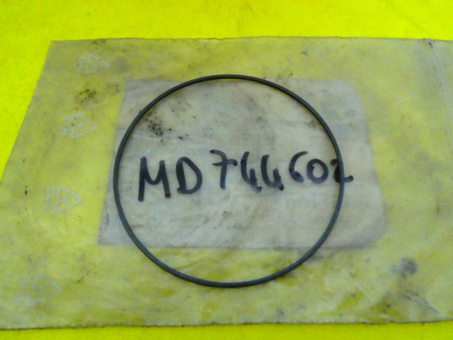 per auto mitsubishi molla anello sincronizzatore cambio spring synch key gearbox md744602