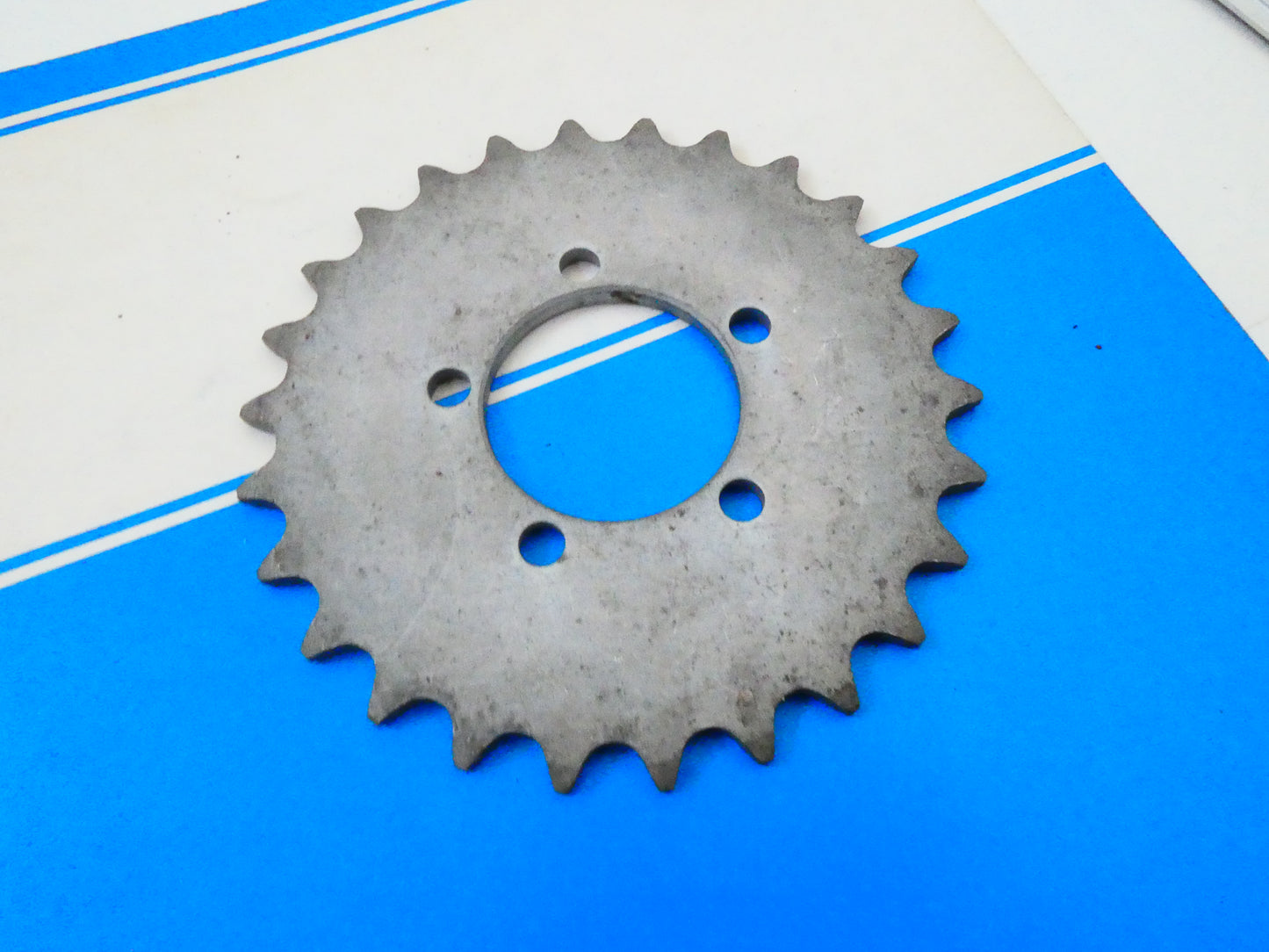 ciclomotore motorino corona trasmissione z 26 640 catena sprocket rear 5 fori passo 415 moped