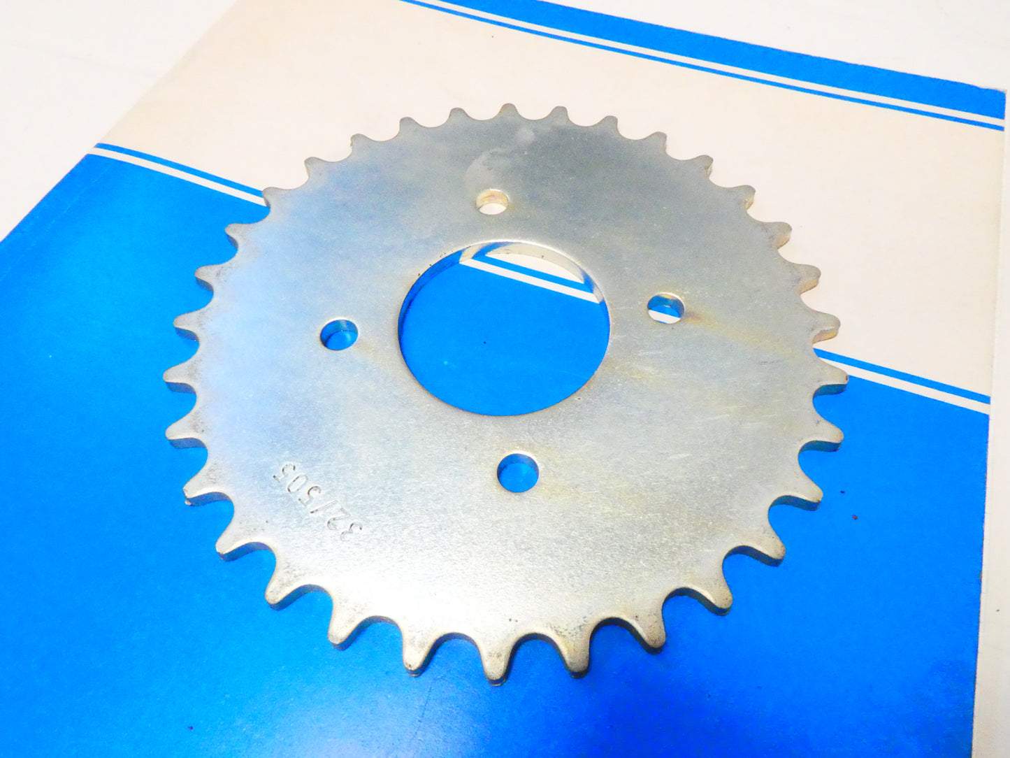 ciclomotore motorino corona trasmissione z32 505 catena sprocket rear 4 fori passo 415 moped