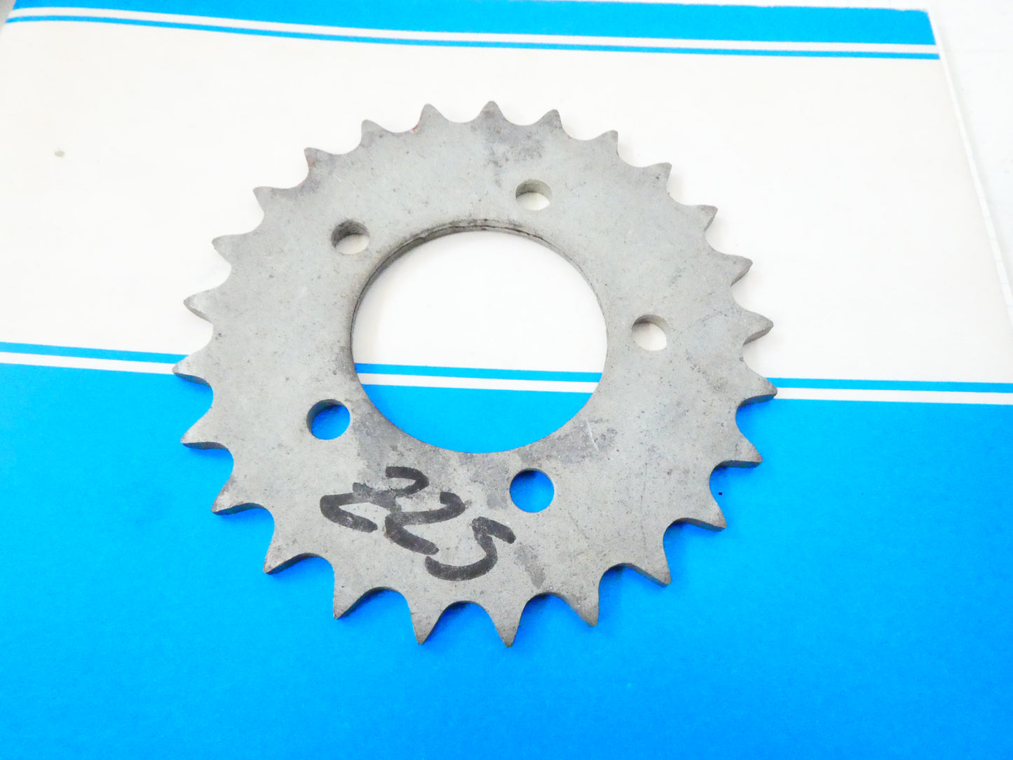 corona catena 370 con mozzo Amadori passo 415 z 25 sprocket rear moto moped ciclomotori
