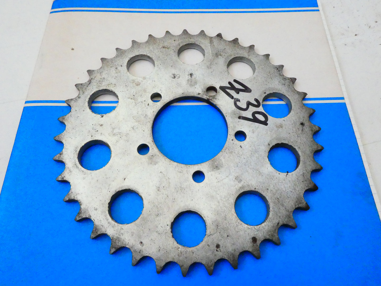 corona catena 370 con mozzo Amadori passo 415 z 39 sprocket rear moto moped ciclomotori