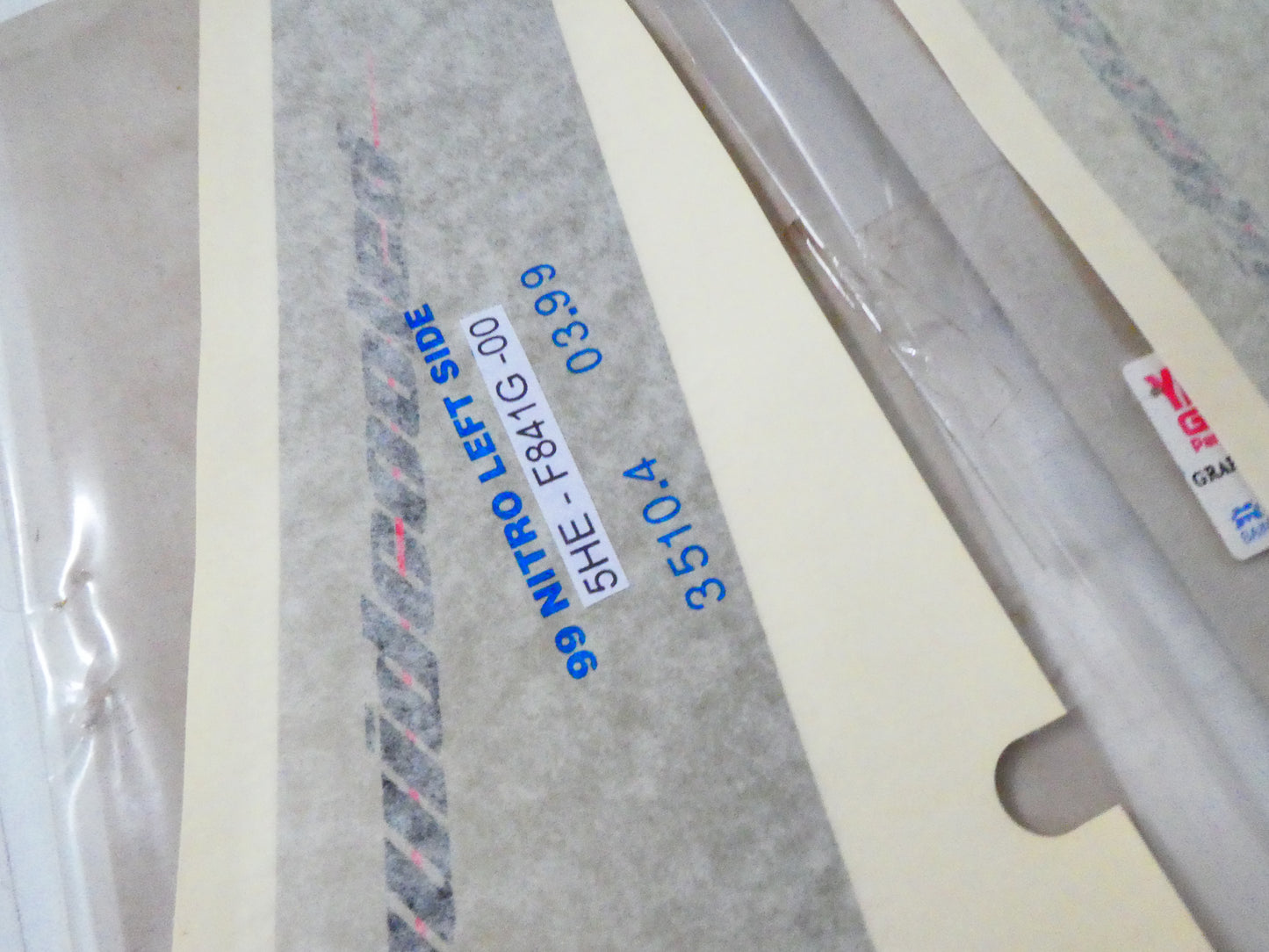 Per Mbk Nitro 50 yq adesivo adesivi carena scooter decal sticker liquid cooled fairing 5HEF841G-00 5HEF841H00