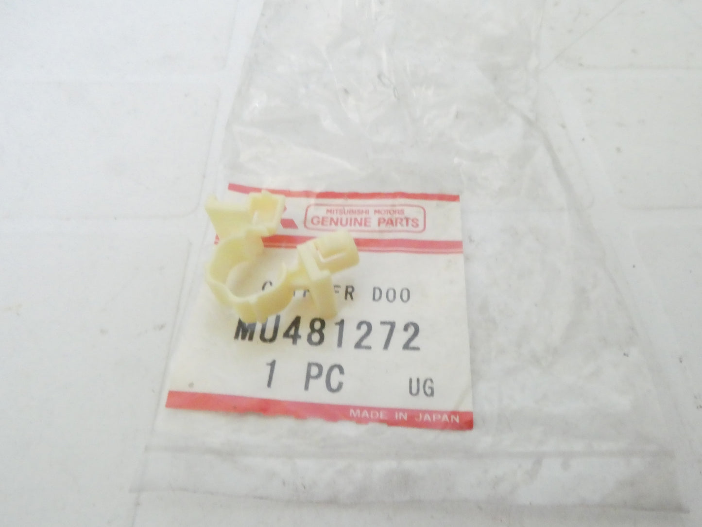 per auto mitsubishi clip fissaggio meccanismo alzavetro porta fixing door guide mu481272