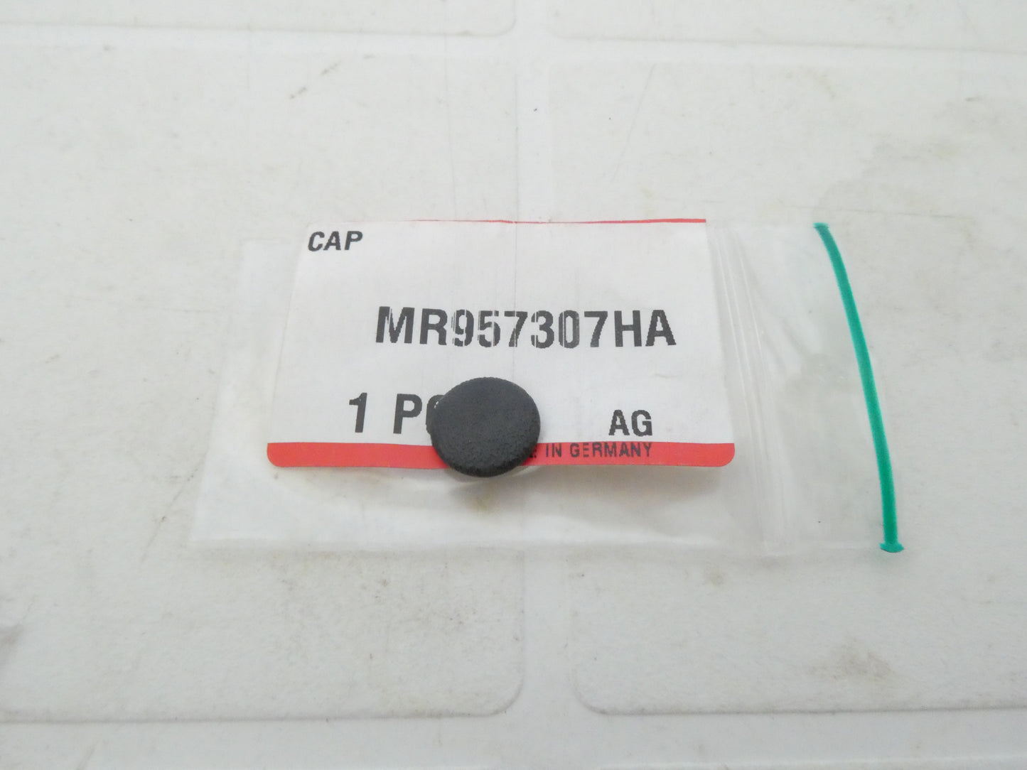 per auto mitsubishi colt 05 08 tappi chiusura leva sportello anteriore mr957307ha