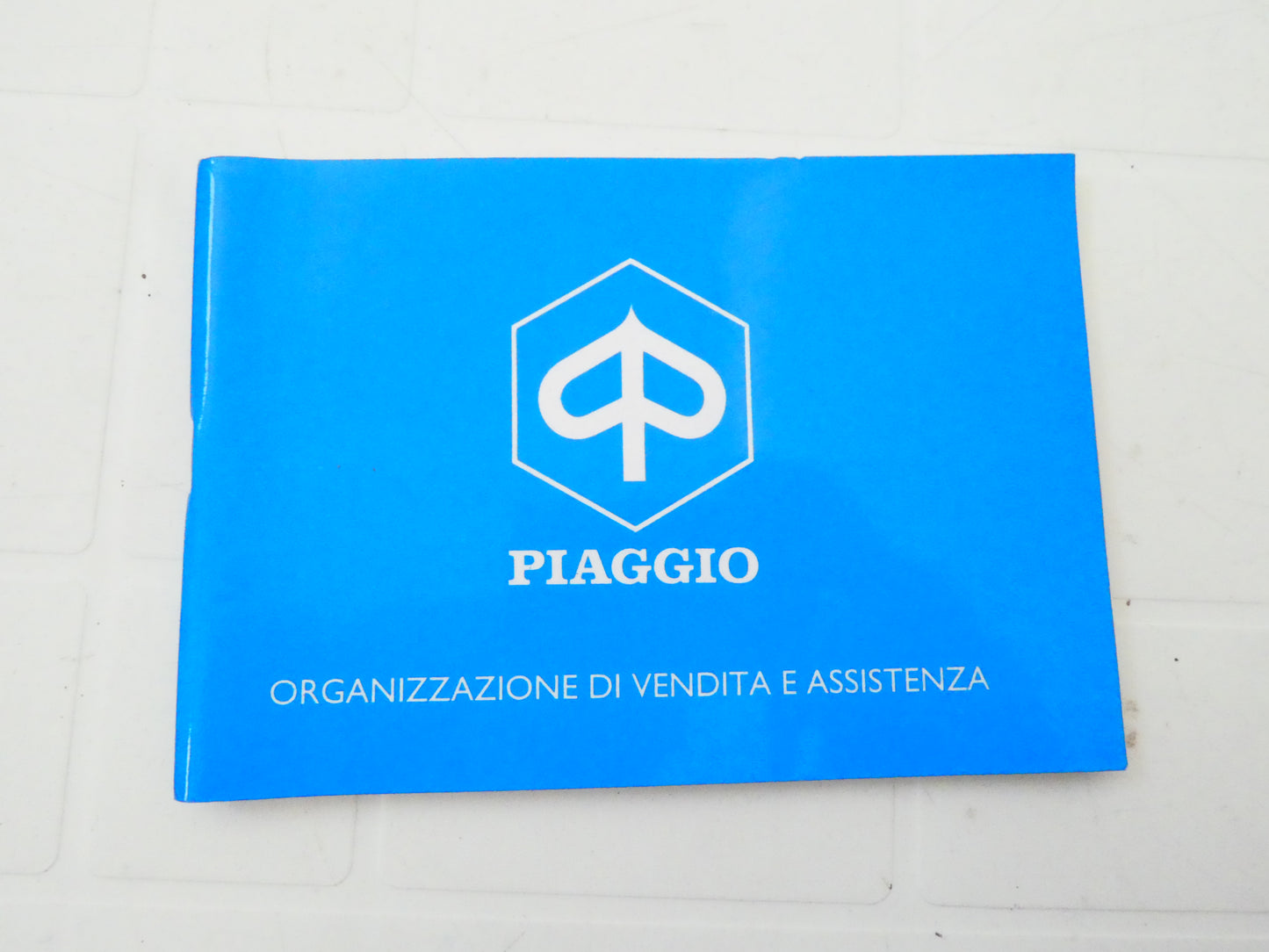Per Piaggio organizzazione elenco punti vendita concessionarie italia vespa scooter ricambi