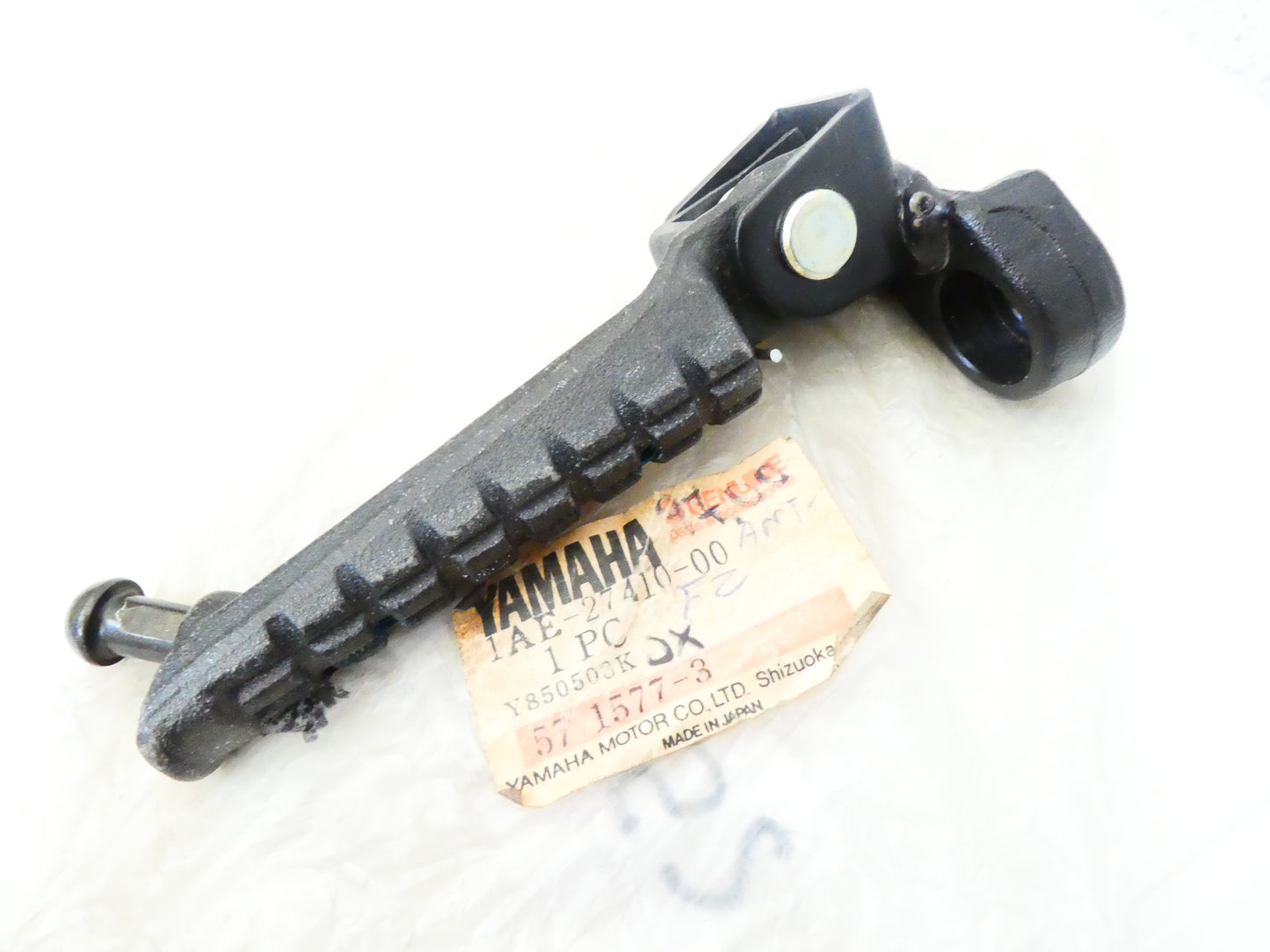Per Yamaha moto fz 750 genesis pedana pilota anteriore sinistra footrest left motorcycle 1AE27410