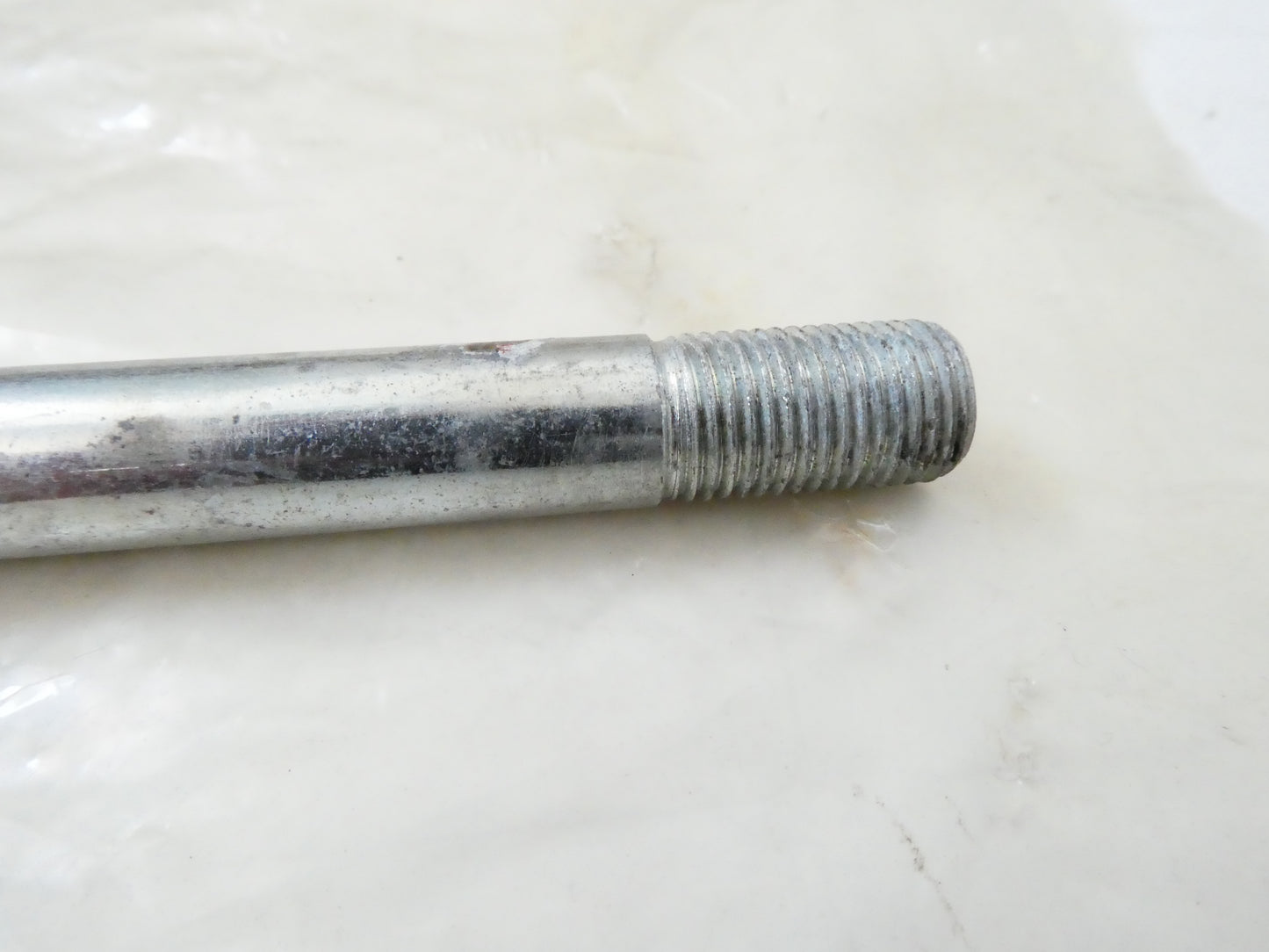per moto 50 enduro regoralita aprilia 50 perno asse ruota posteriore axle rear weel 240 x 12