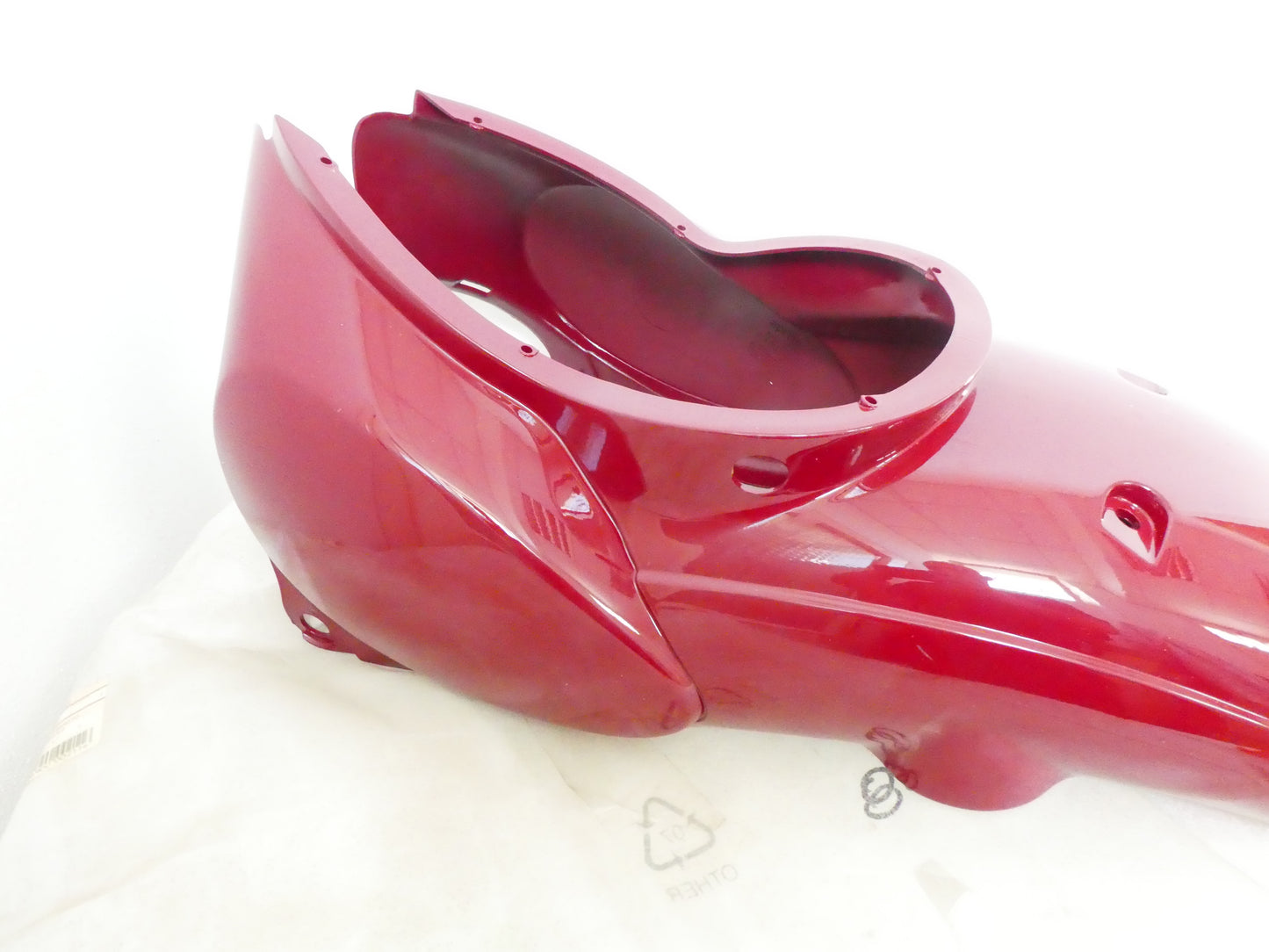 Per Aprilia Scarabeo 50 carena codone posteriore rosso cherry fairing scooter 8238149