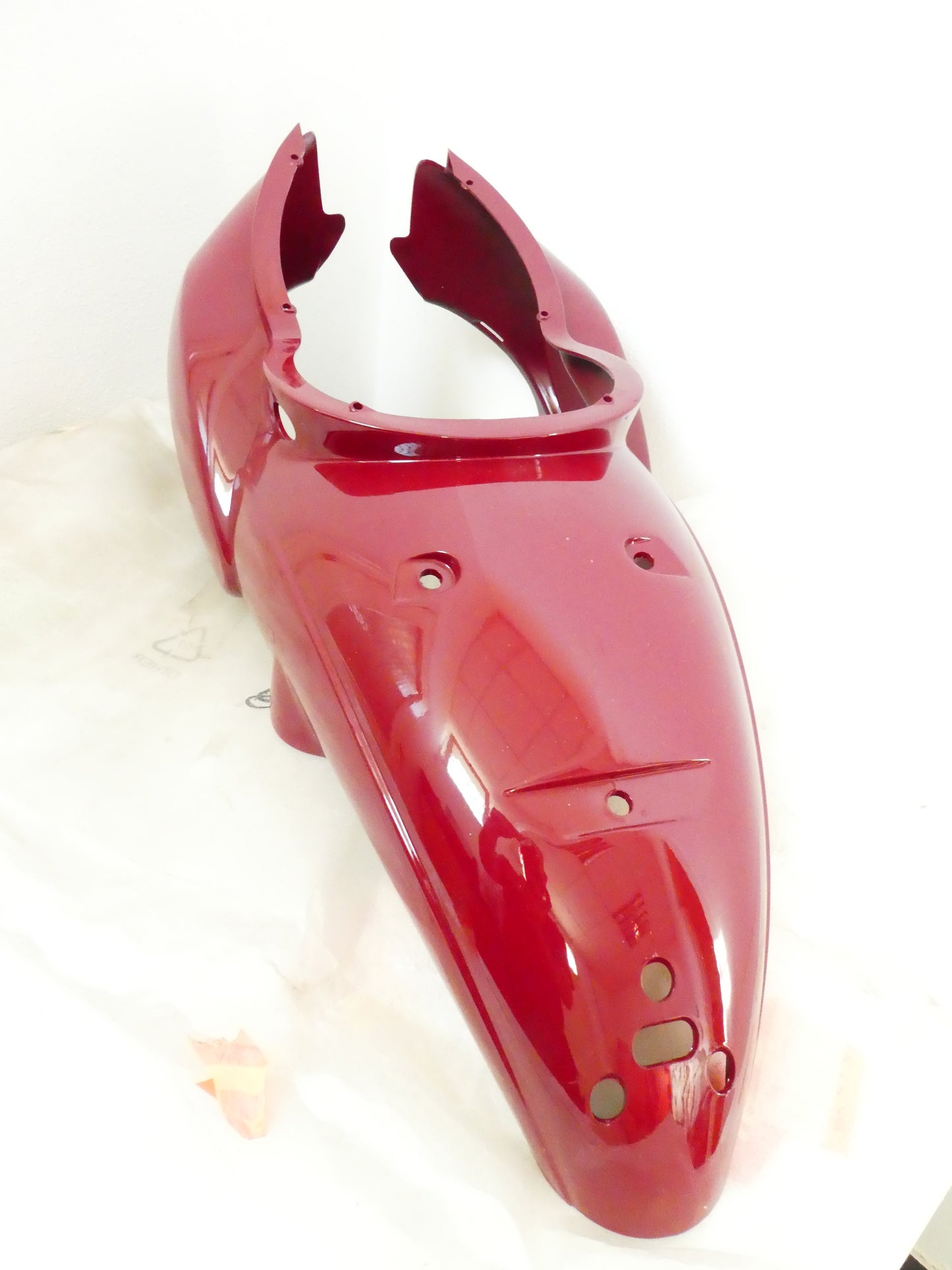 Per Aprilia Scarabeo 50 carena codone posteriore rosso cherry fairing scooter 8238149