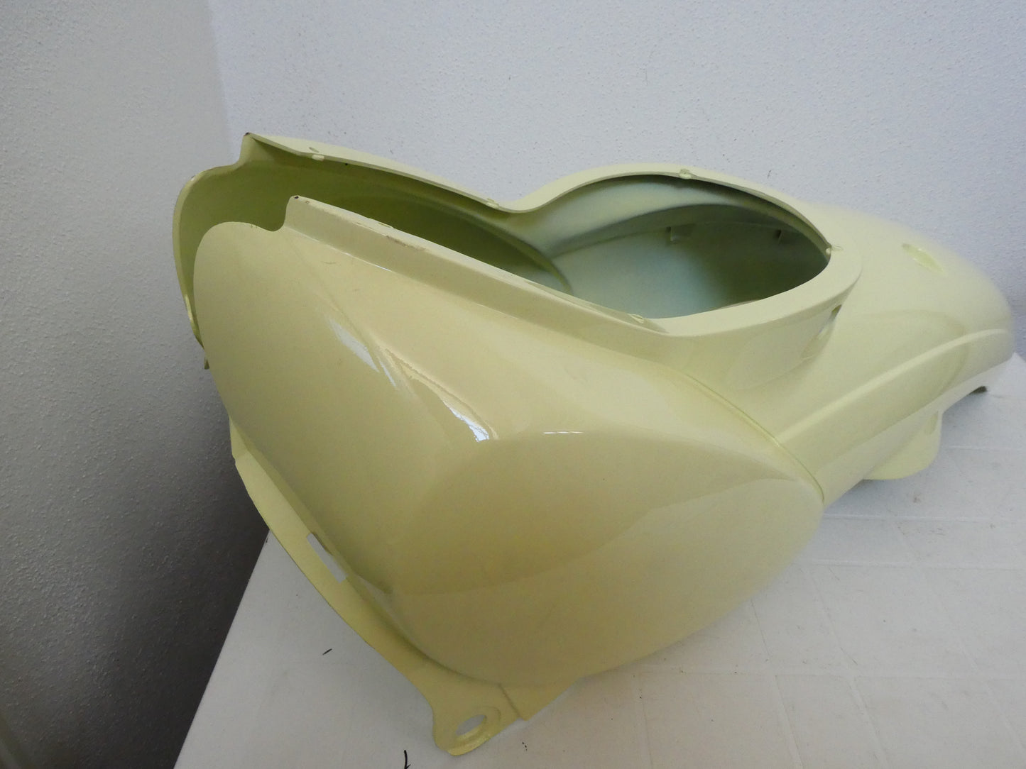 Per Aprilia Scarabeo 50 8238409 carena codone posteriore crema fairing rear scooter