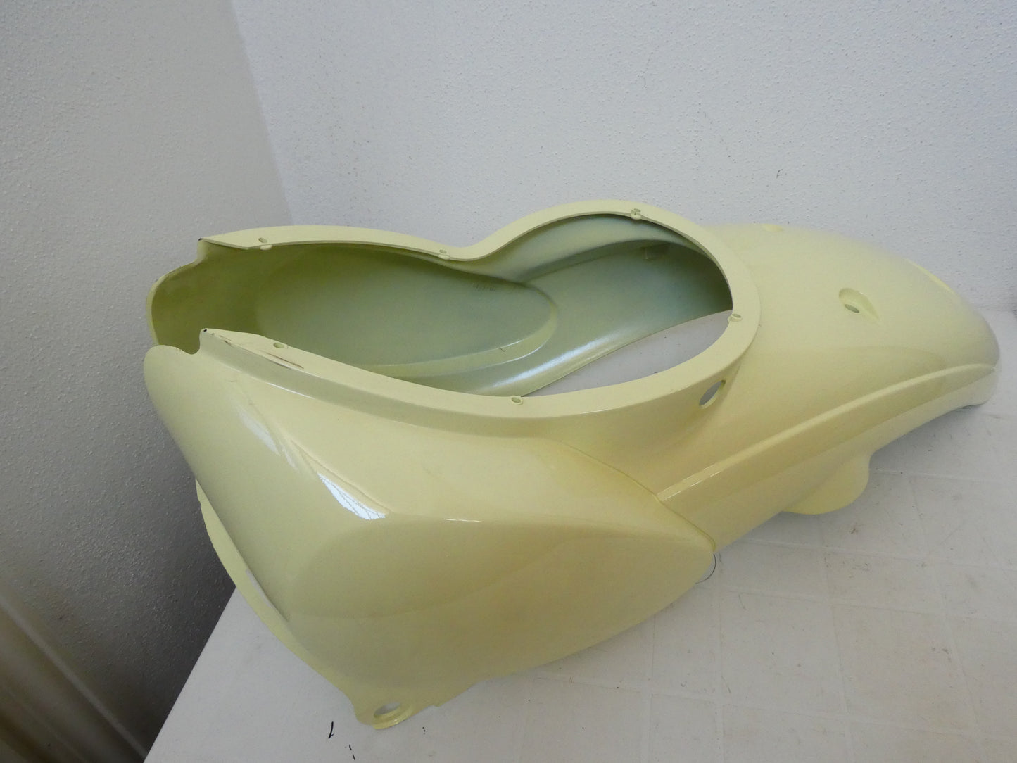 Per Aprilia Scarabeo 50 8238409 carena codone posteriore crema fairing rear scooter