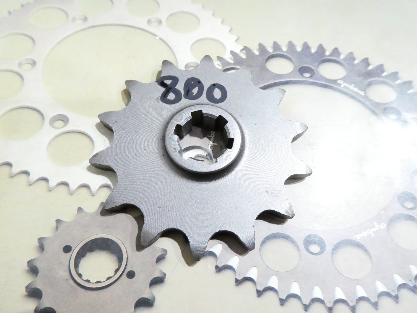 per moto ossa 400 cross  pignone catena sprocket chain z14