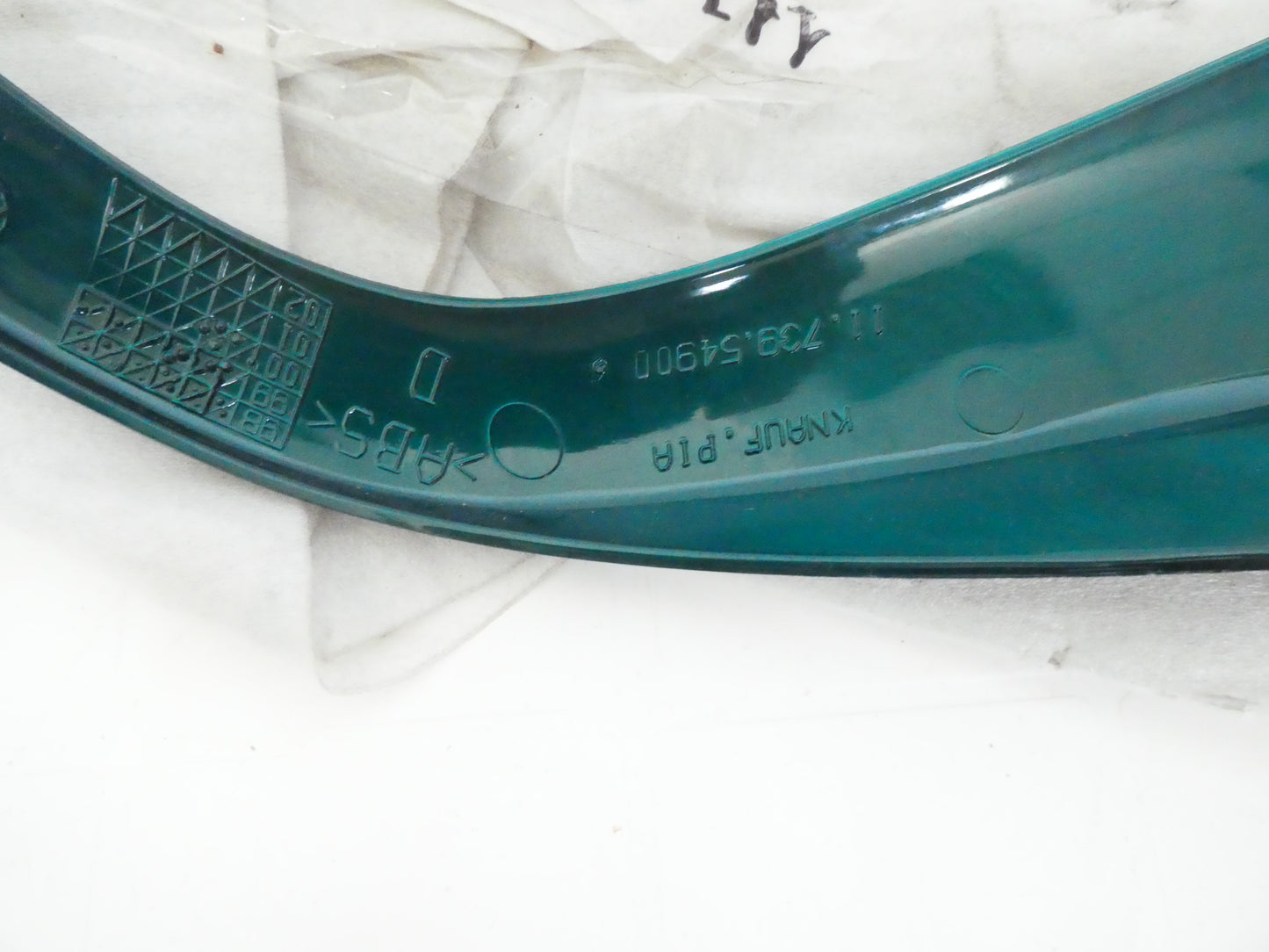 Peugeot Elyseo 125 scooter carena anteriore destra front fairing right copertura