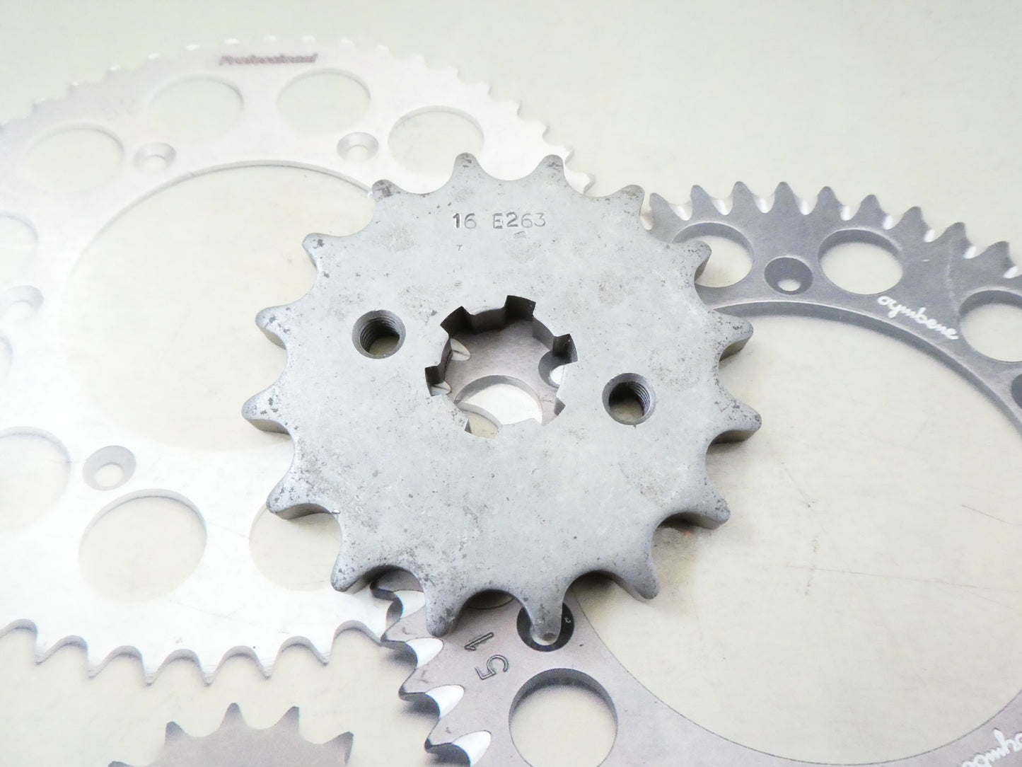 per moto yamaha rd 125 lc1 lc2 ypvs  1ow 1982 1987  pignone catena sprocket chain z16 263